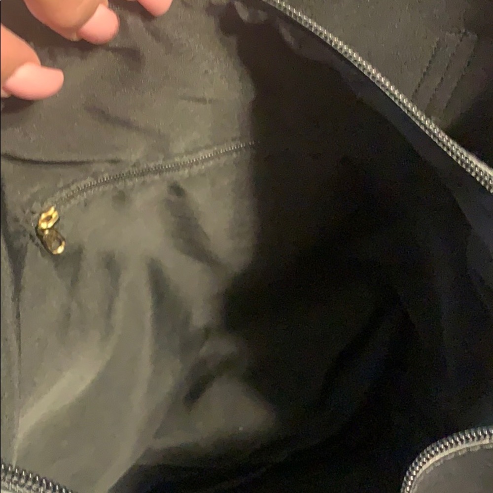 Tote - Picture 5 of 7